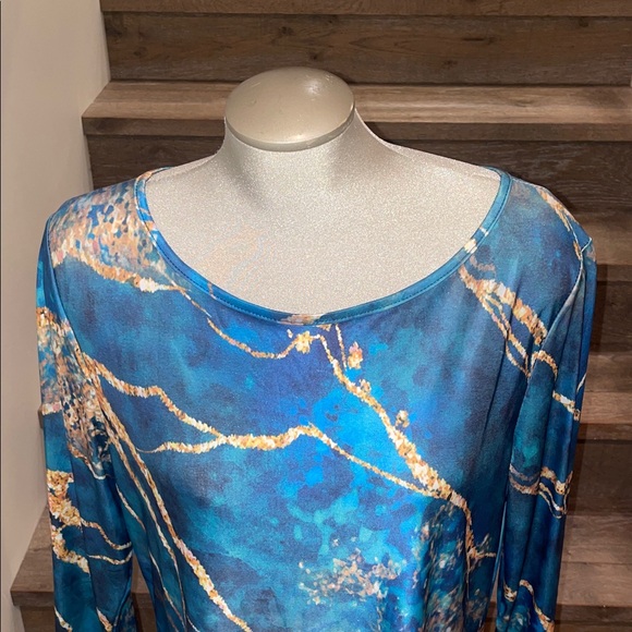 Blue Abstract Women's Top - Picture 2 of 5